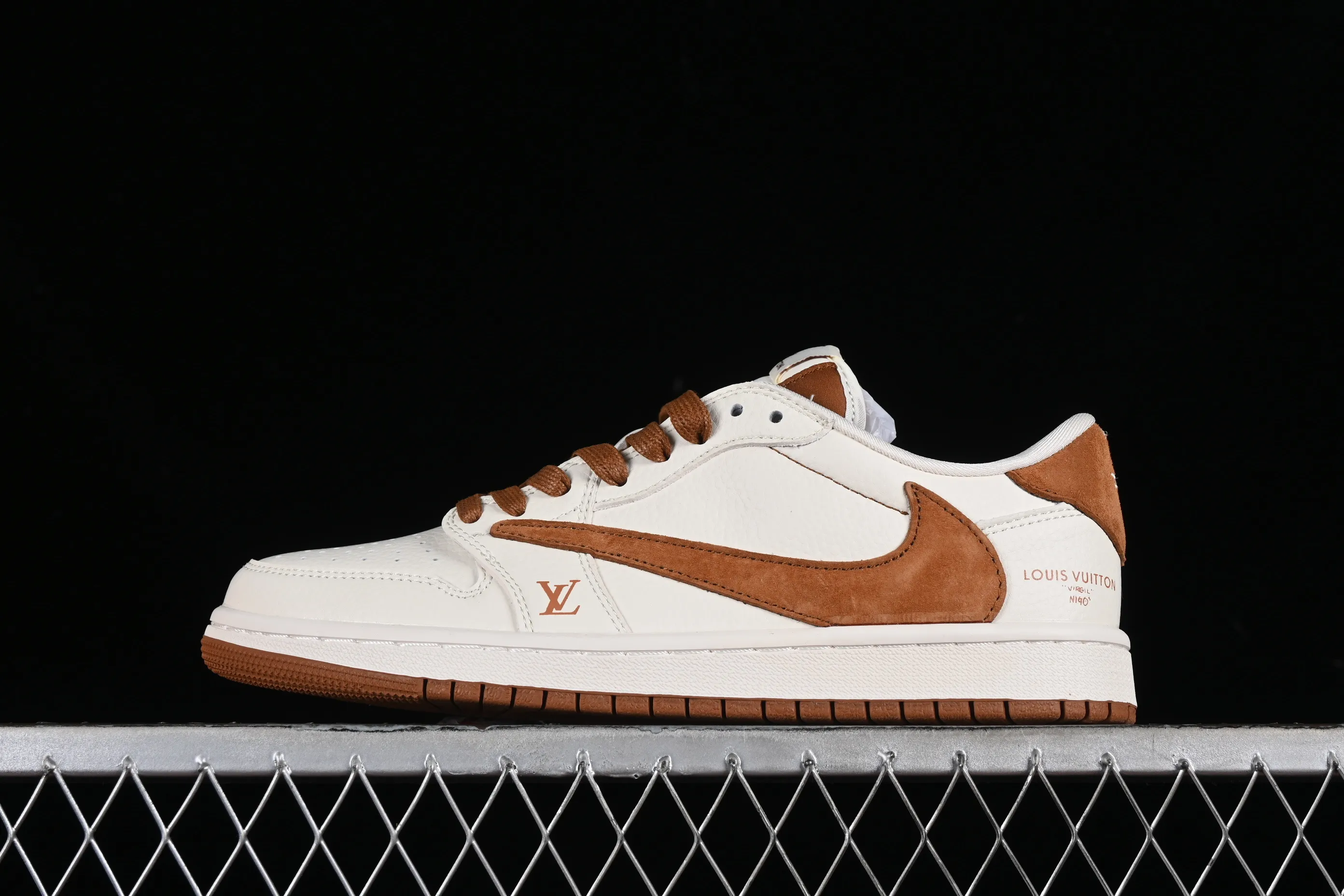 All categories Air Jordan Jordan series basketball shoes Air Jordan 1 Low High-end customized low-top sneakers Special offer Travis Scott x Fragment Design x Jordan Air Jordan 1 Low AJ1 Joe 1 LV joint beige chestnut sand brown low-top cultural casual sneakers LX1988-900